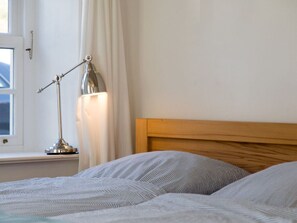 Talo | 2 makuuhuonetta, yksilöllisesti kalustettu