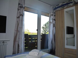 House | 2 bedrooms, individually furnished, iron/ironing board - "sea Eagle" in the House on the Dune (Wittduen)