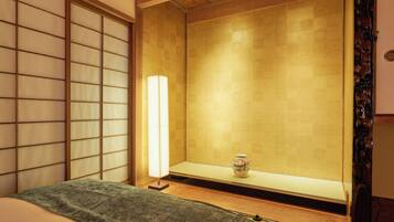 4 bedrooms, down duvets, free WiFi, bed sheets