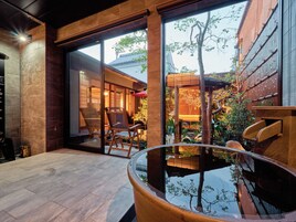 House, 4 Bedrooms, Kitchenette, Garden View | Balcony view