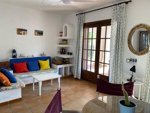 ハウス | リビング エリア | 暖炉