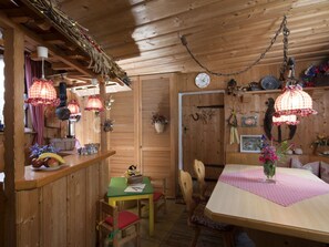 Dining - Uitzicht op het dal in het "vakantiehuis Schenk" (Baiersbronn)