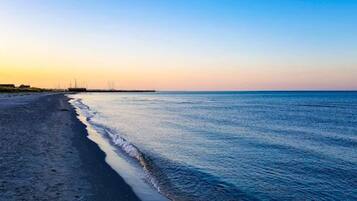 Hus | Utsikt mot vann