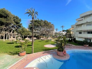Apartment | Pool | Outdoor pool, a heated pool