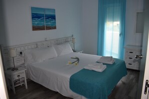 2 bedrooms, individually furnished, bed sheets - Apartment With Beach View (Benalmádena)