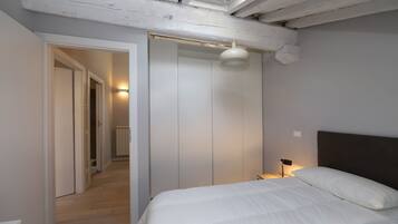 2 chambres, fer et planche Ă repasser, Wi-Fi, draps fournis