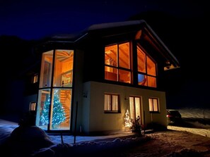 Exterior - Skiblickhaus Comfortable Holiday Residence (Russbach am Pass Gschuett)