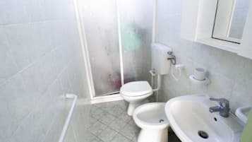 House | Bathroom