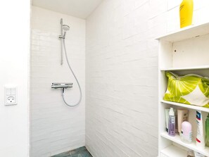 Bathroom - 6 Person Holiday Home in Roslev (Roslev)