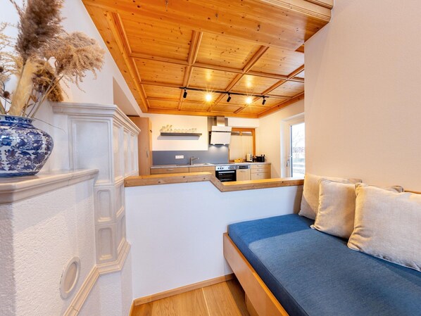 House | Private kitchen | Electric kettle, toaster