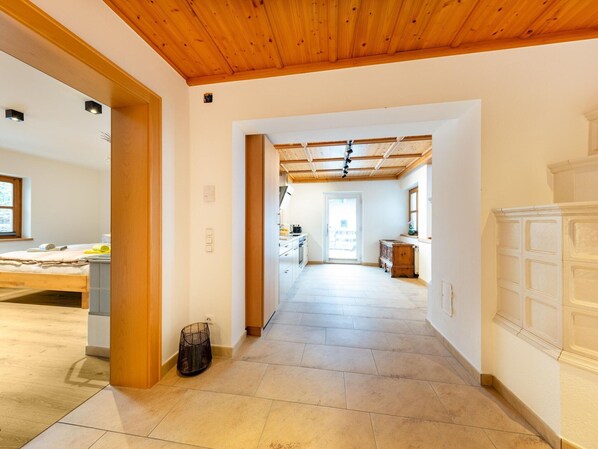 Hus | 4 sovrum, unika möbler och sängkläder