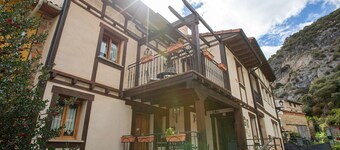 Chalet in Toba With Garden & Fireplace