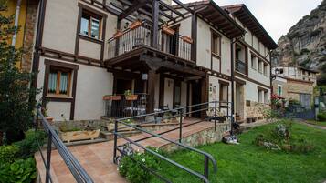 Chalet | Exterior