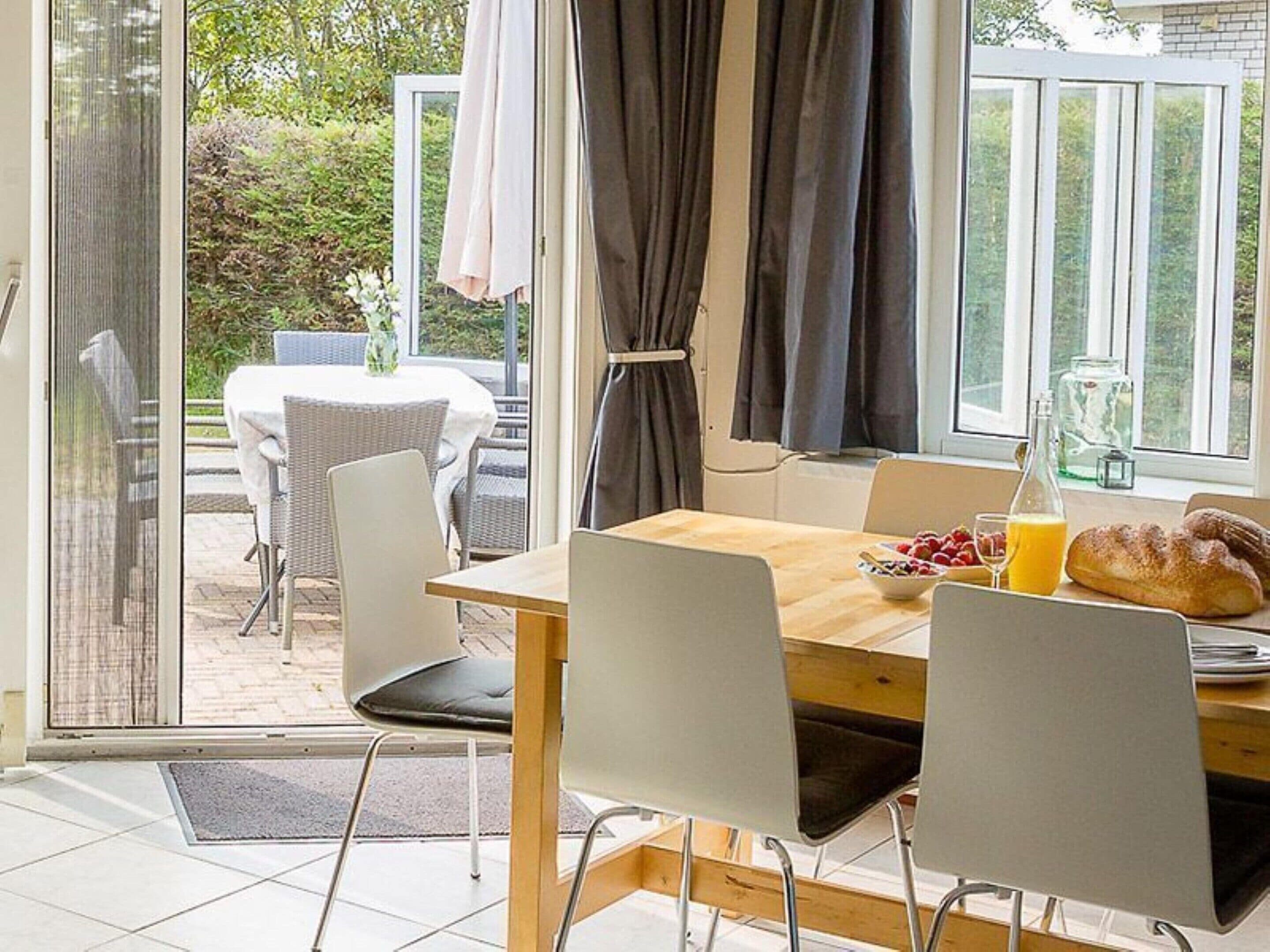 House | Dining