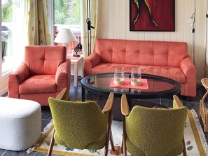 Living area - 8 Person Holiday Home in Klokkarstua (Asker)