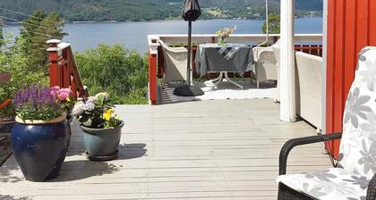 8 Person Holiday Home in Klokkarstua