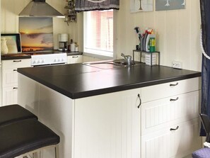 House | Private kitchen - 8 Person Holiday Home in Klokkarstua (Asker)