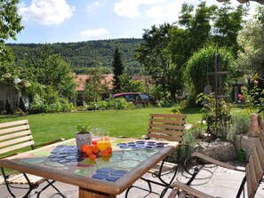 Dining - Baldauf Modern Retreat (Riedenburg)