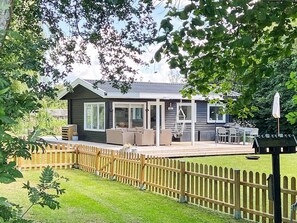 Exterior - 6 Person Holiday Home in Hojby (Hojby)