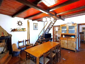 Dining - Belvilla by OYO La Baita (Polino)