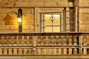 Exterior detail - Holiday Apartment Near Centre (Schoenau am Koenigssee)