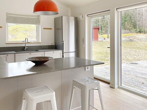 House | Private kitchen - 4 Star Holiday Home in Vaxholm (Vaxholm)