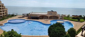 Beautiful apartment in Bulgaria -Midia Grand Resort - directly on the Black Sea