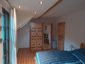 1 quarto