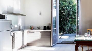 Apartemen | Dapur pribadi | Kursi makan untuk bayi