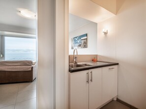 Apartment | Private kitchen | Electric kettle, toaster - Apartment in Belgium Near St-andre Dunes (Koksijde)