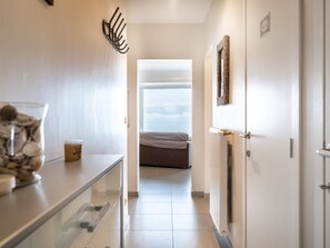 Apartment | Private kitchen | Electric kettle, toaster - Apartment in Belgium Near St-andre Dunes (Koksijde)