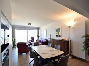 Living room - Cozy Beachfront Retreat (De Haan)