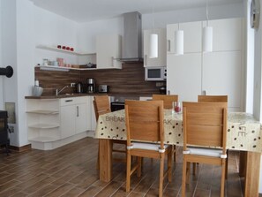 Private kitchen - Holiday Apartment Windrose (Boergerende-Rethwisch)