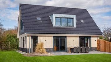 House | Exterior