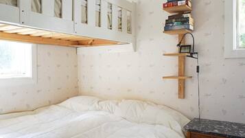 House | 2 bedrooms, individually furnished