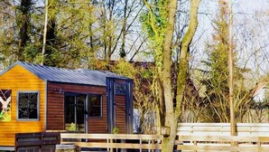 Exterior - Romantic Holiday Home in Hoogersmilde With Garden (Hoogersmilde)