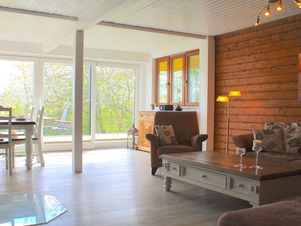 Fireplace - Holiday Home Schleiblick (Ulsnis)