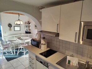 Hus | Eget kök | Ugn, vattenkokare och brödrost