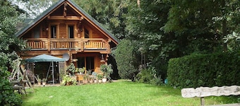 Holzhaus am See