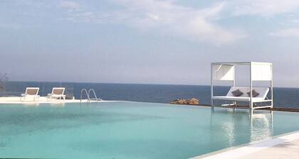 Apartment With Garden in Resort With Pool