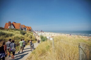 View from property - Apartment on Zeedijk With Sea View (De Haan)