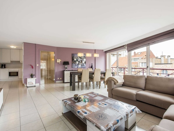 Appartement | Cuisine privée | Micro-ondes, bouilloire électrique