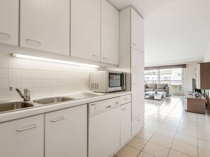 Private kitchen - La Boheme 204 G1 Stylish Apartment in Koksijde (Koksijde)