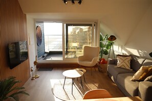 Apartment | Living area - Apartment in Nieuwpoort Near Beach & Marina (Nieuwpoort)