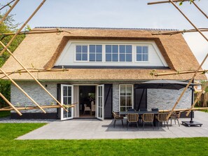 House | Dining - Villa on Texel Near Beach and Forest (De Koog)
