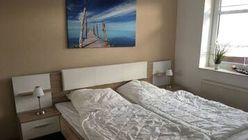 House | 3 bedrooms, individually furnished