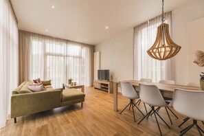 Living room - Chalet in Zuna by Tennis Court (Zuna)