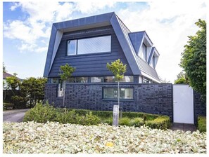 Exterior - Villa Duinzand Comfortable Holiday Residence (Egmond aan den Hoef)