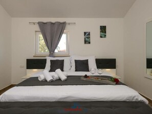 Villa | 5 habitaciones, muebles diferentes y tabla de planchar con plancha 