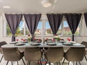 Villa | Yemek sevisi